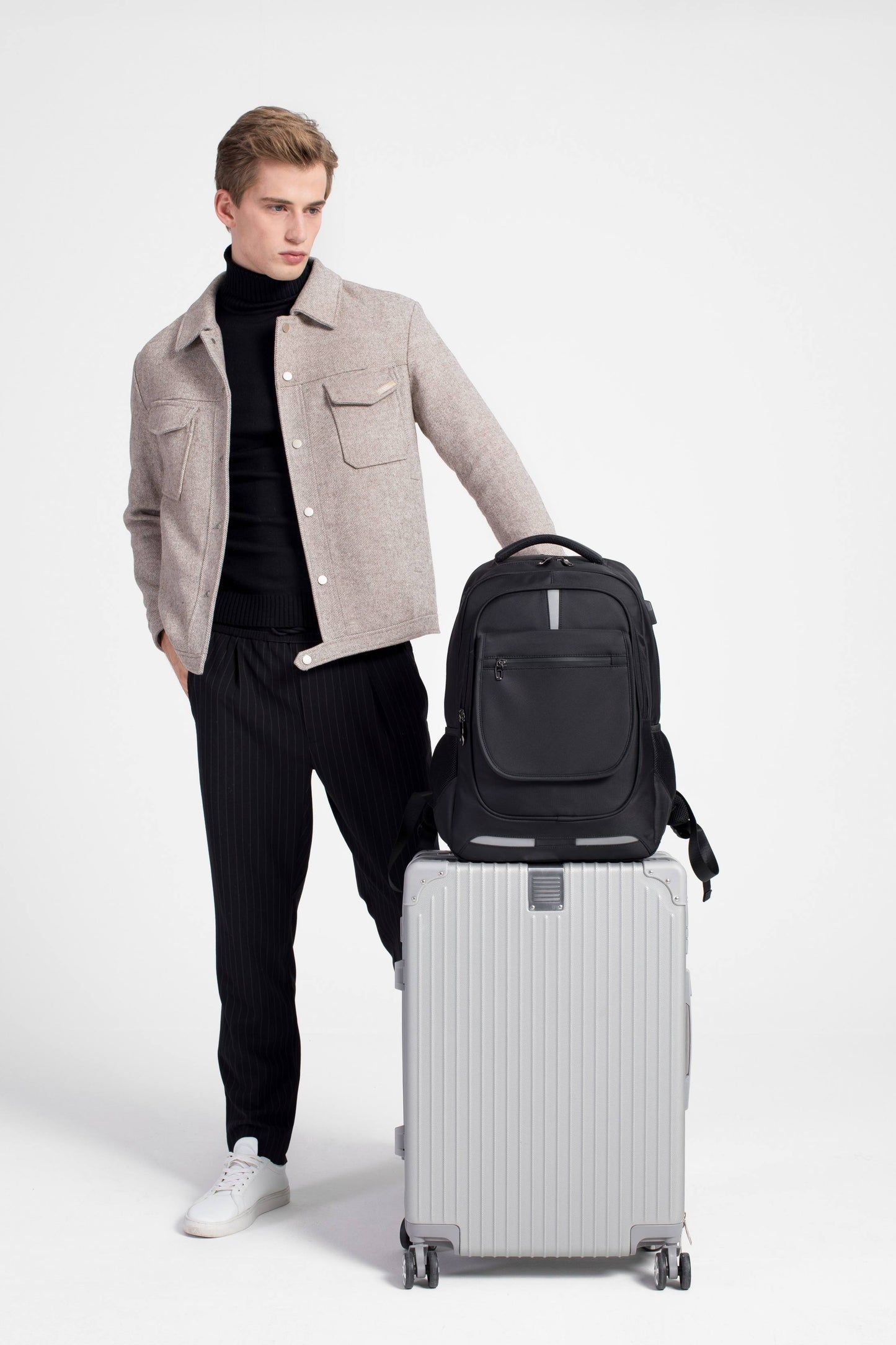 Travel Laptop Backpack, Water Resistant  ，with USB Charging Port and earphone jack.  Fits 15.6 Inch