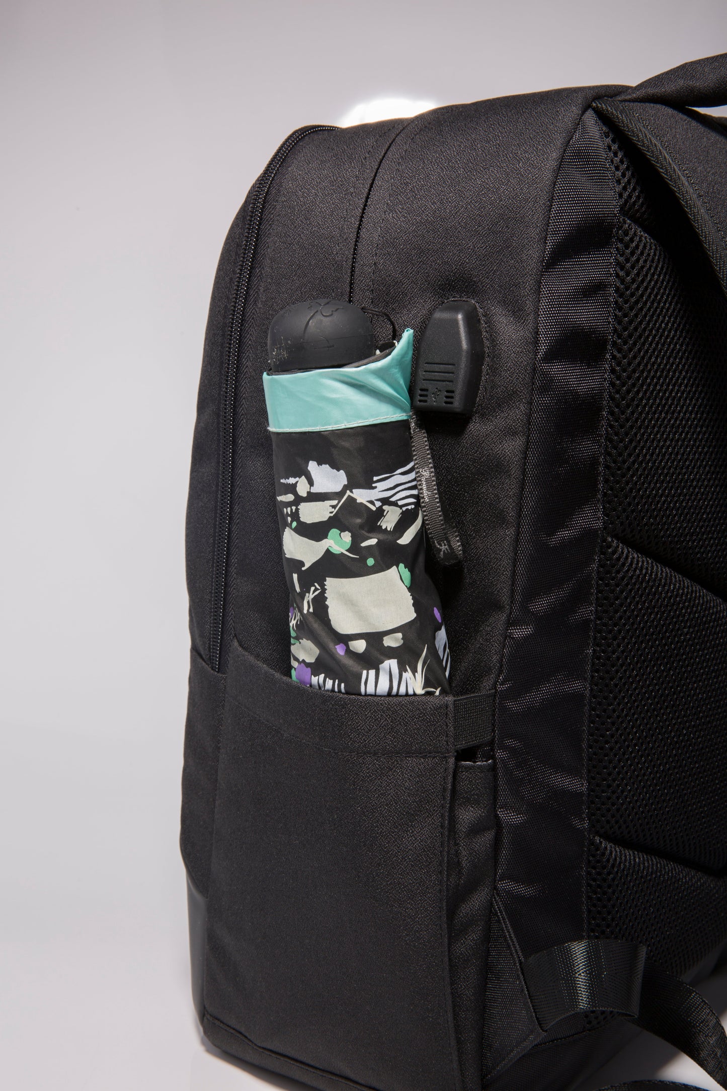Laptop Backpack with USB Charging&Headphone Port,Anti-Theft Business Laptop Backpack with Breathable Padded Shoulder Strap, Water Resistant Computer Rucksack
